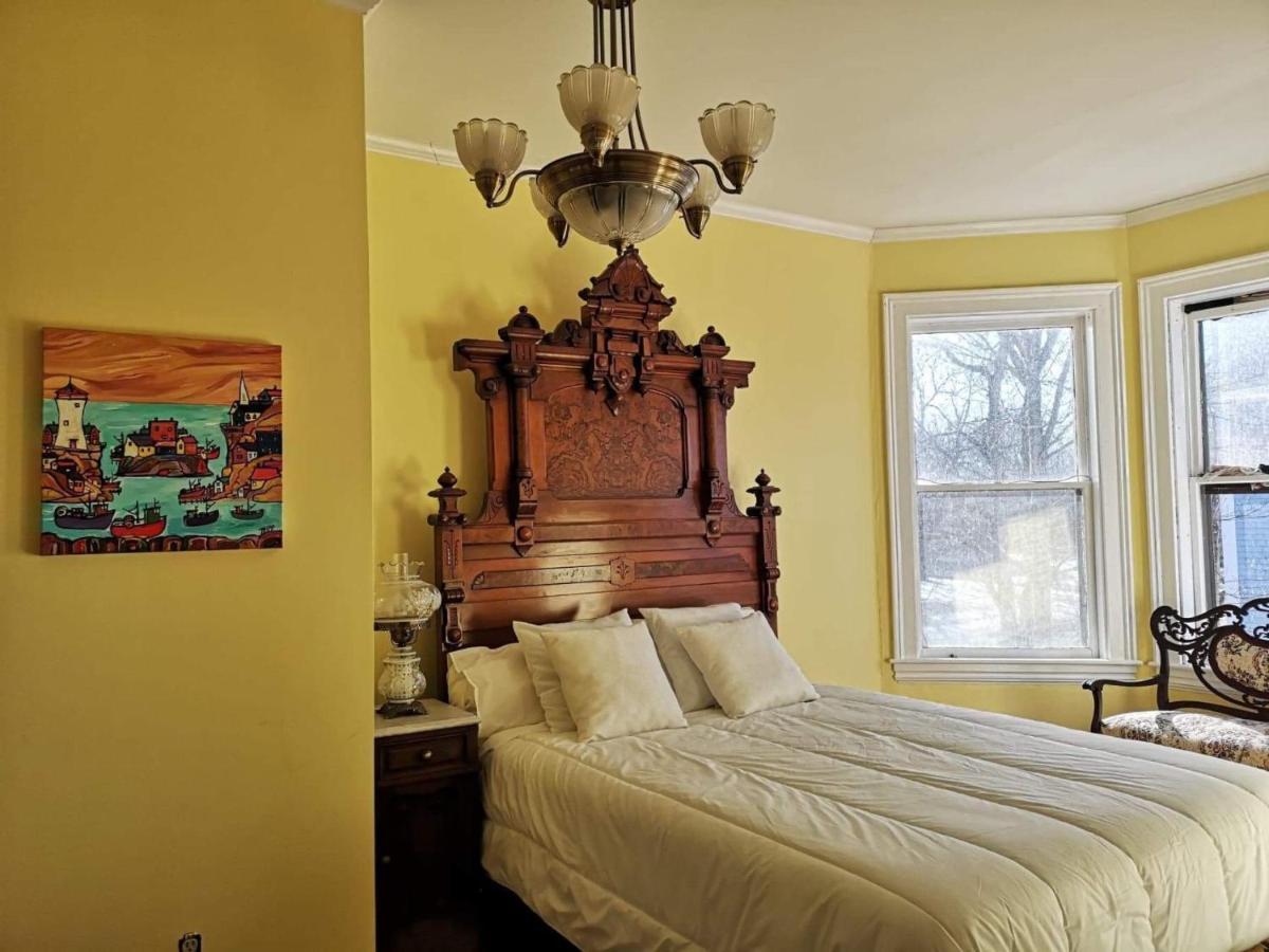 Carlisle House Inn Annapolis Royal Rum bild