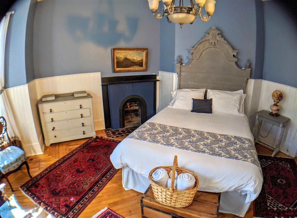 Carlisle House Inn Annapolis Royal Rum bild